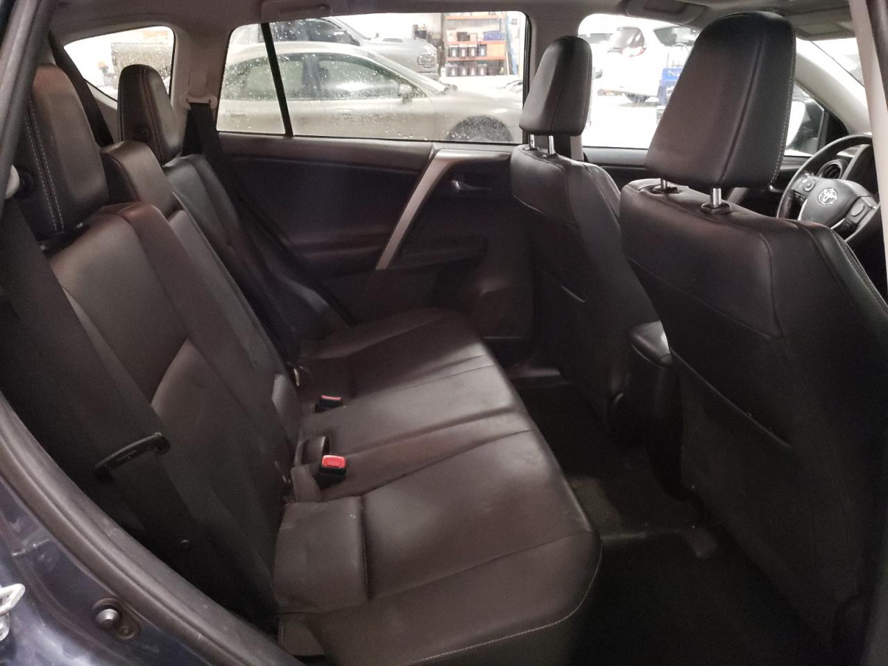 2013 Toyota RAV 4 - Image 11