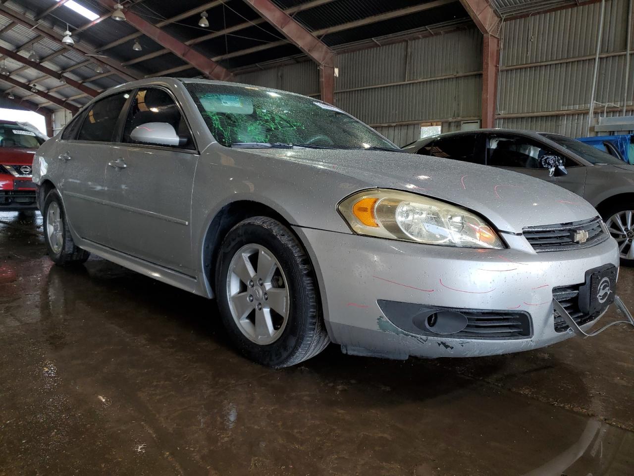 2011 Chevrolet Impala - Image 4
