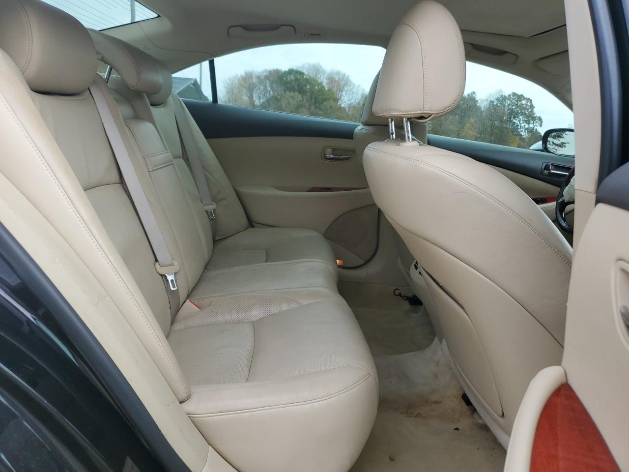 2009 Lexus ES - Image 10