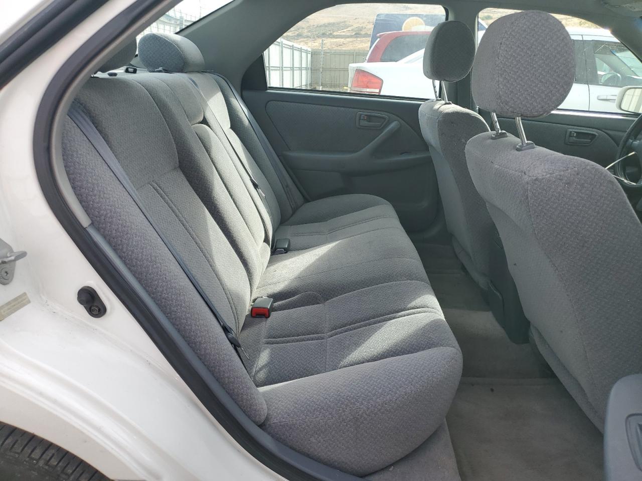 2001 Toyota Camry - Image 10