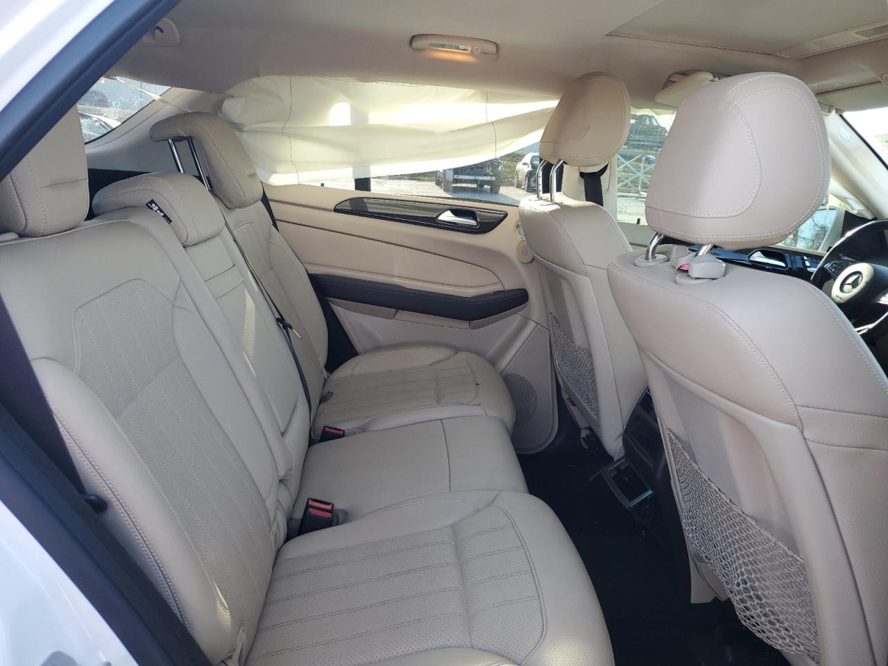 2016 Mercedes-Benz GLE - Image 12