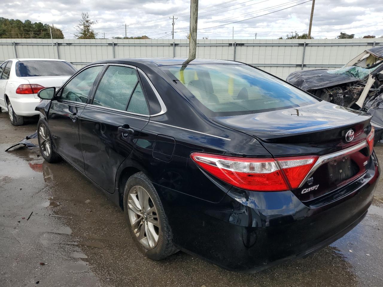 VIN 4T1BF1FK0HU399658 2017 TOYOTA CAMRY no.2