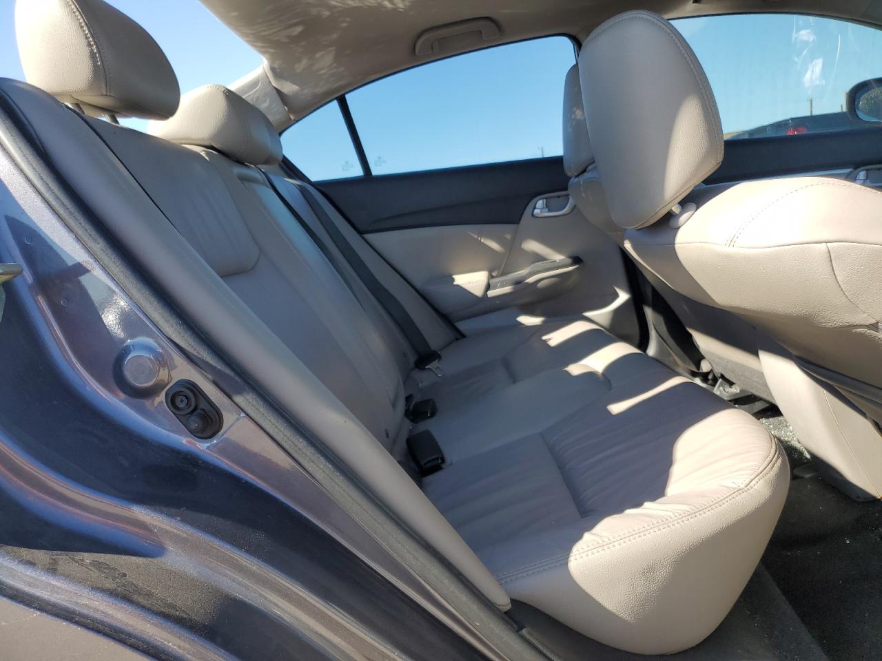 2015 Honda Civic - Image 11