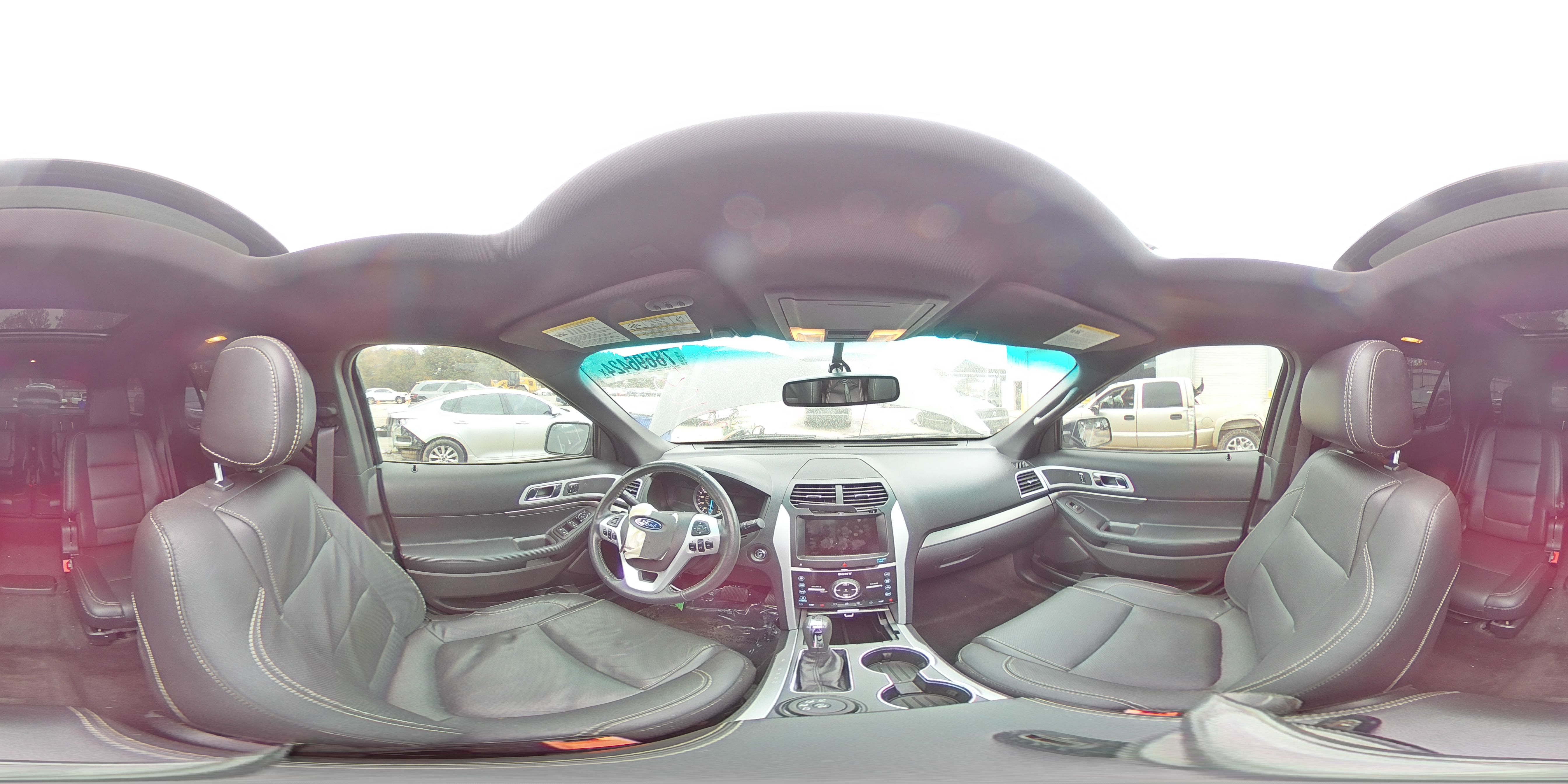 2015 Ford Explorer - Image 15