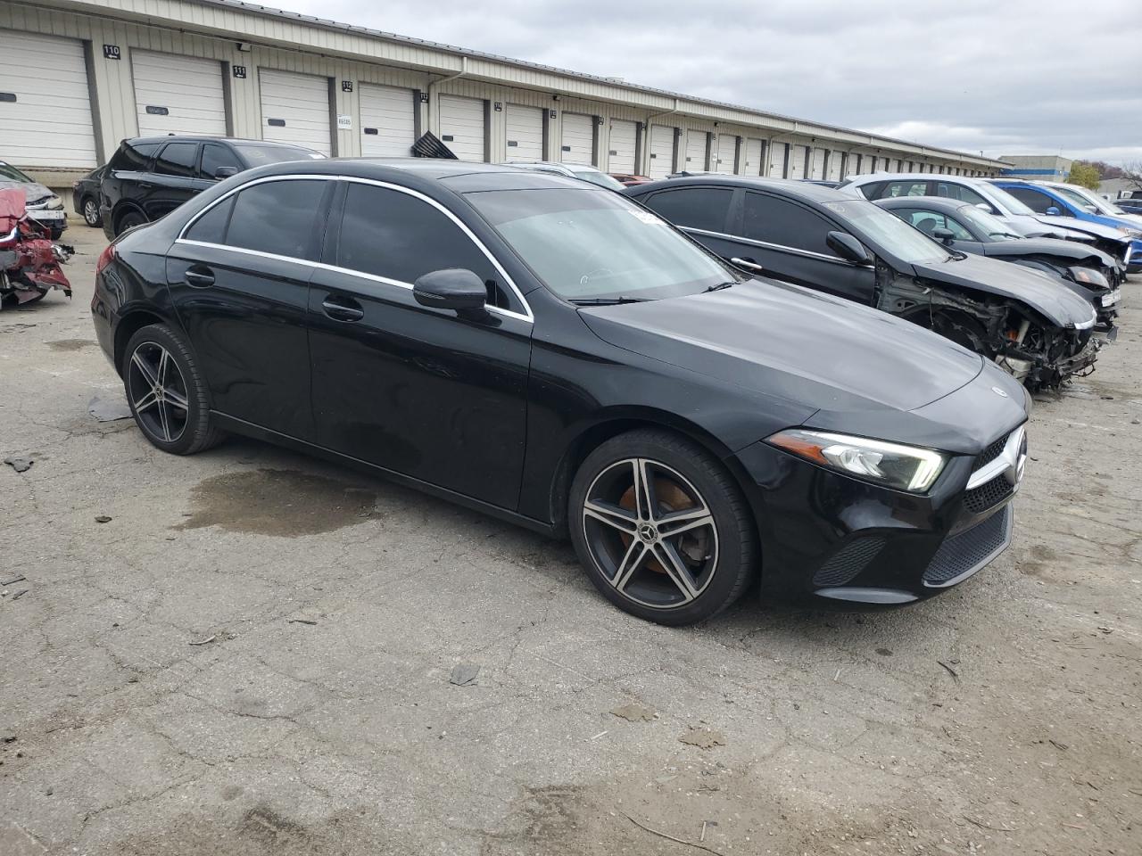 2019 Mercedes-Benz A-klasse - Image 4