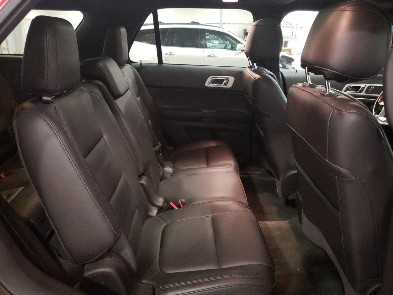 2014 Ford Explorer - Image 11
