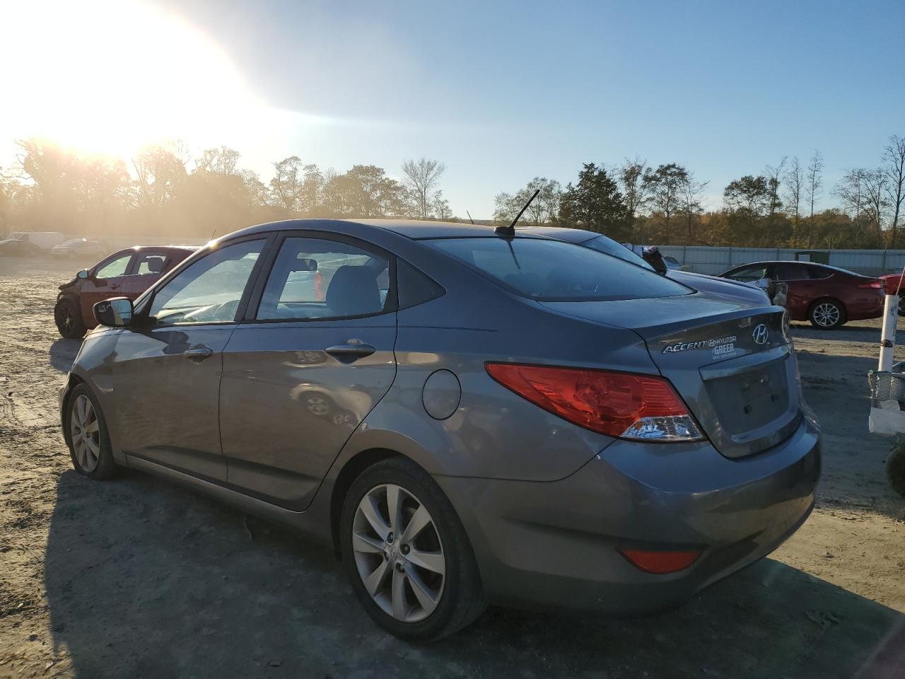 2014 Hyundai Accent - Image 2