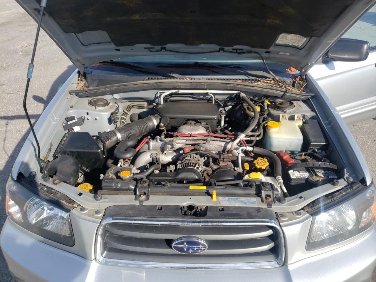 2005 Subaru Forester - Image 12