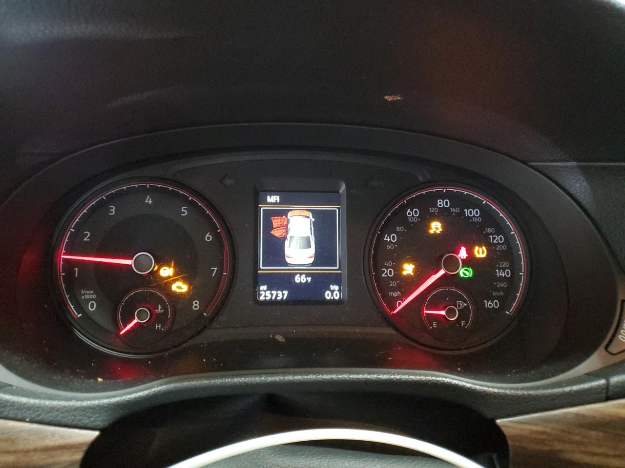 2022 Volkswagen Passat - Image 9
