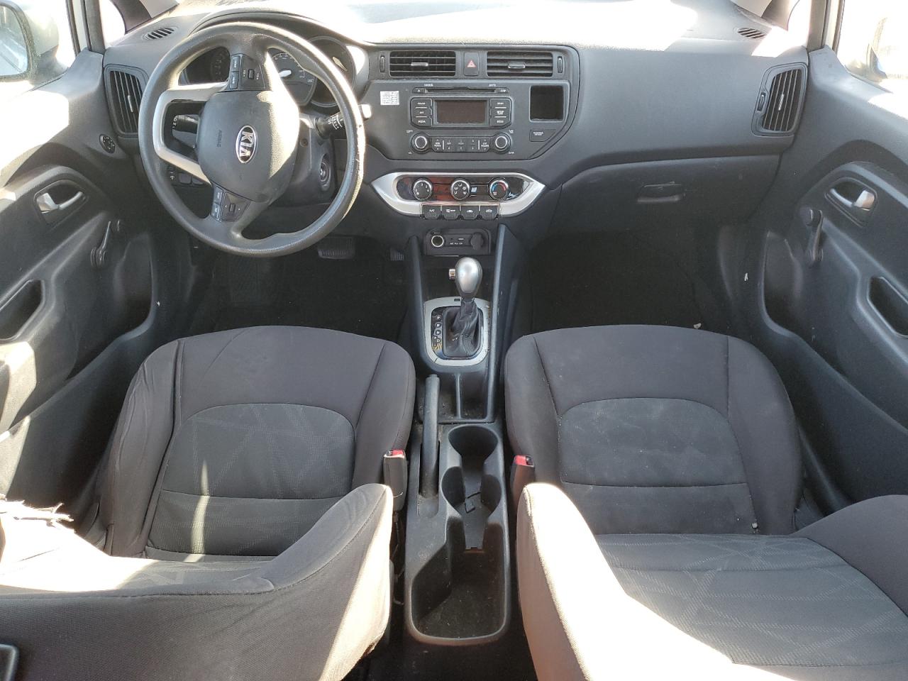 2015 Kia Rio - Image 8