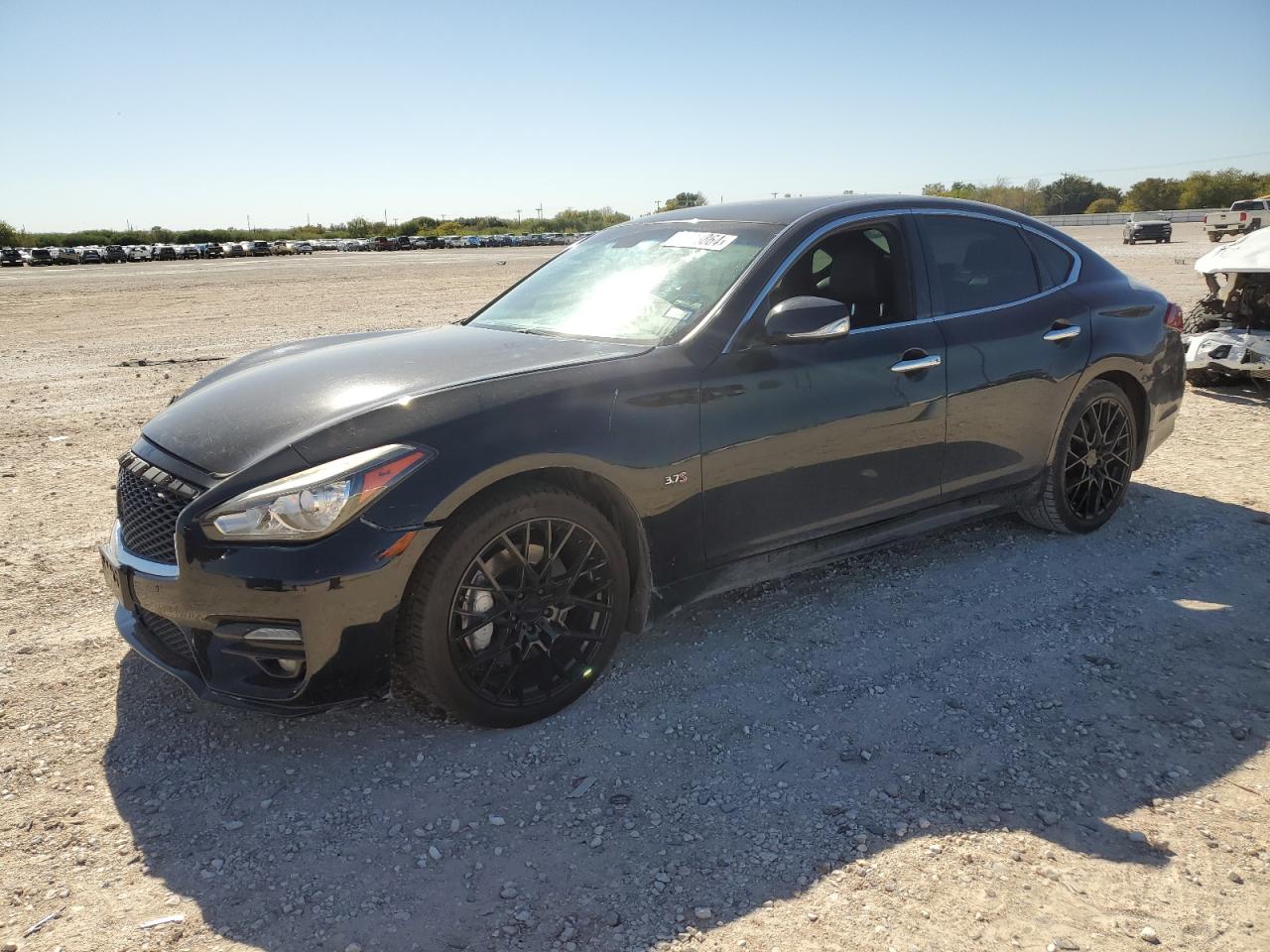 2016 Infiniti Q70 - Image 1