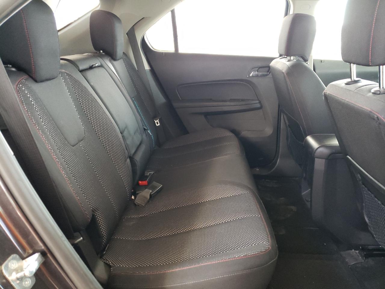 2015 Chevrolet Equinox - Image 11