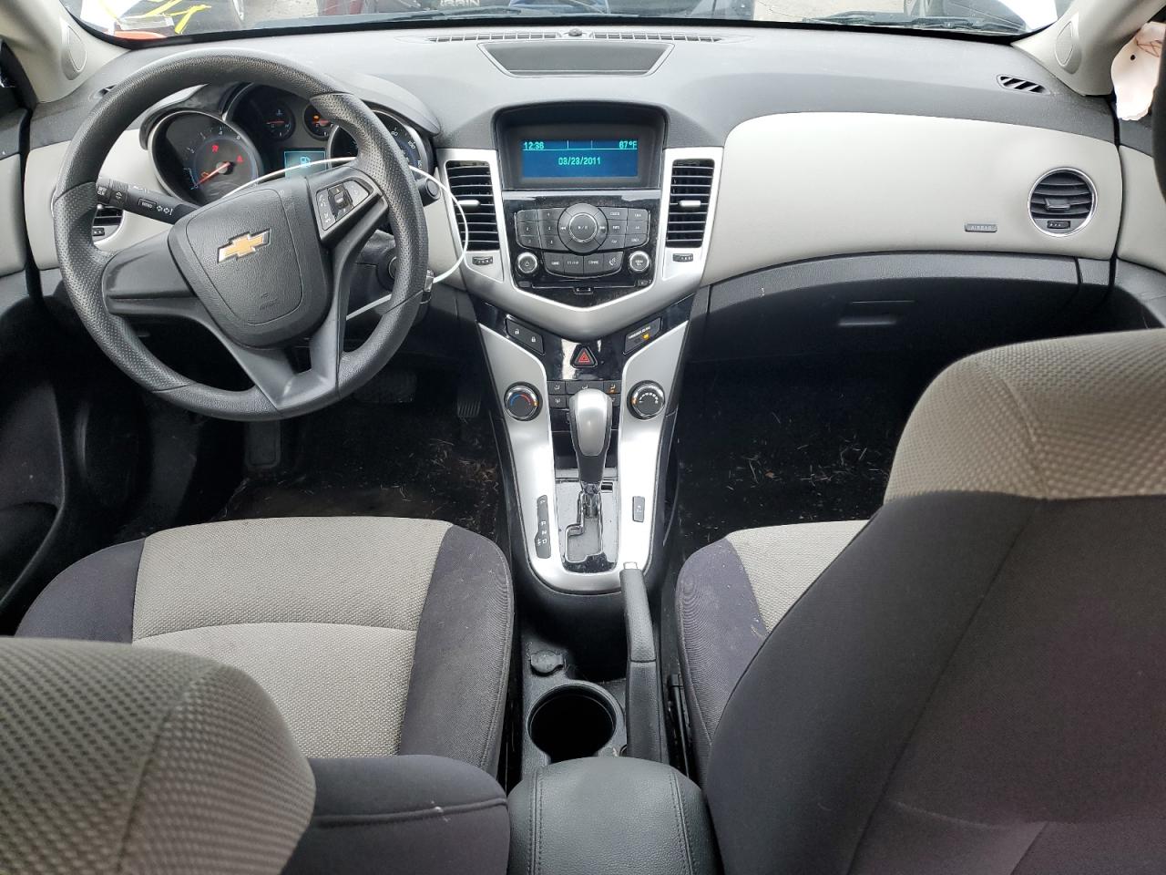 2014 Chevrolet Cruze - Image 8