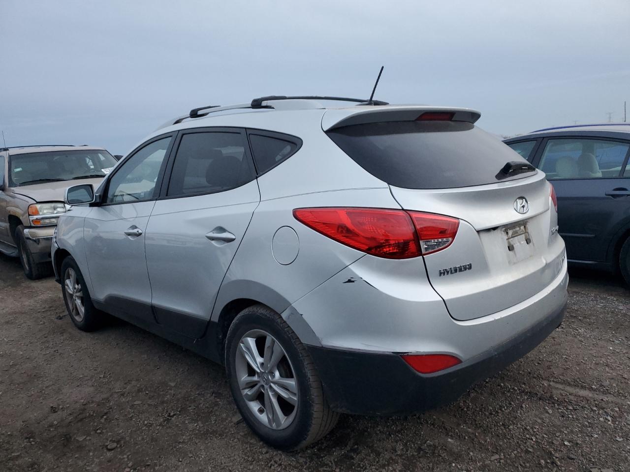 2011 Hyundai Tucson - Image 2