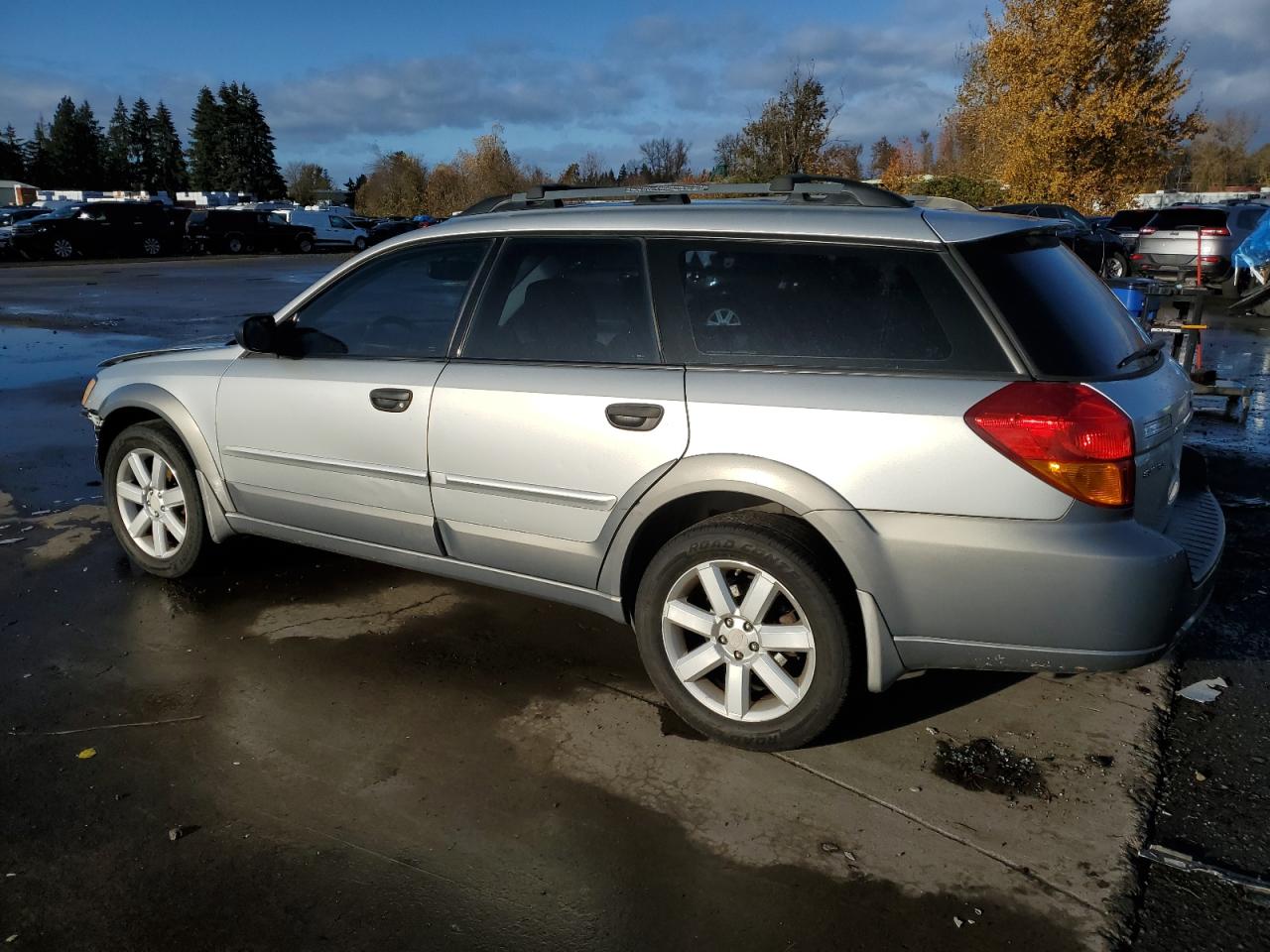 2007 Subaru Outback - Image 2