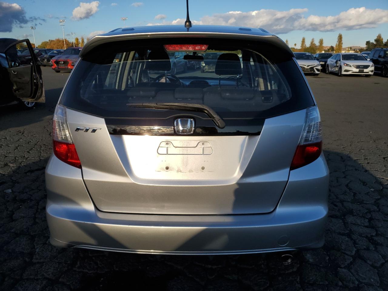 VIN JHMGE8H51DC047443 2013 HONDA FIT no.6