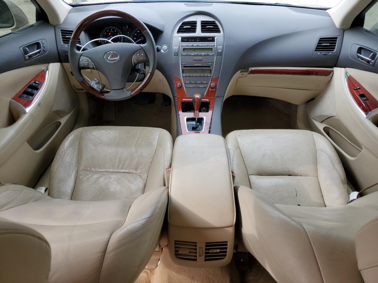 2012 Lexus ES - Image 8