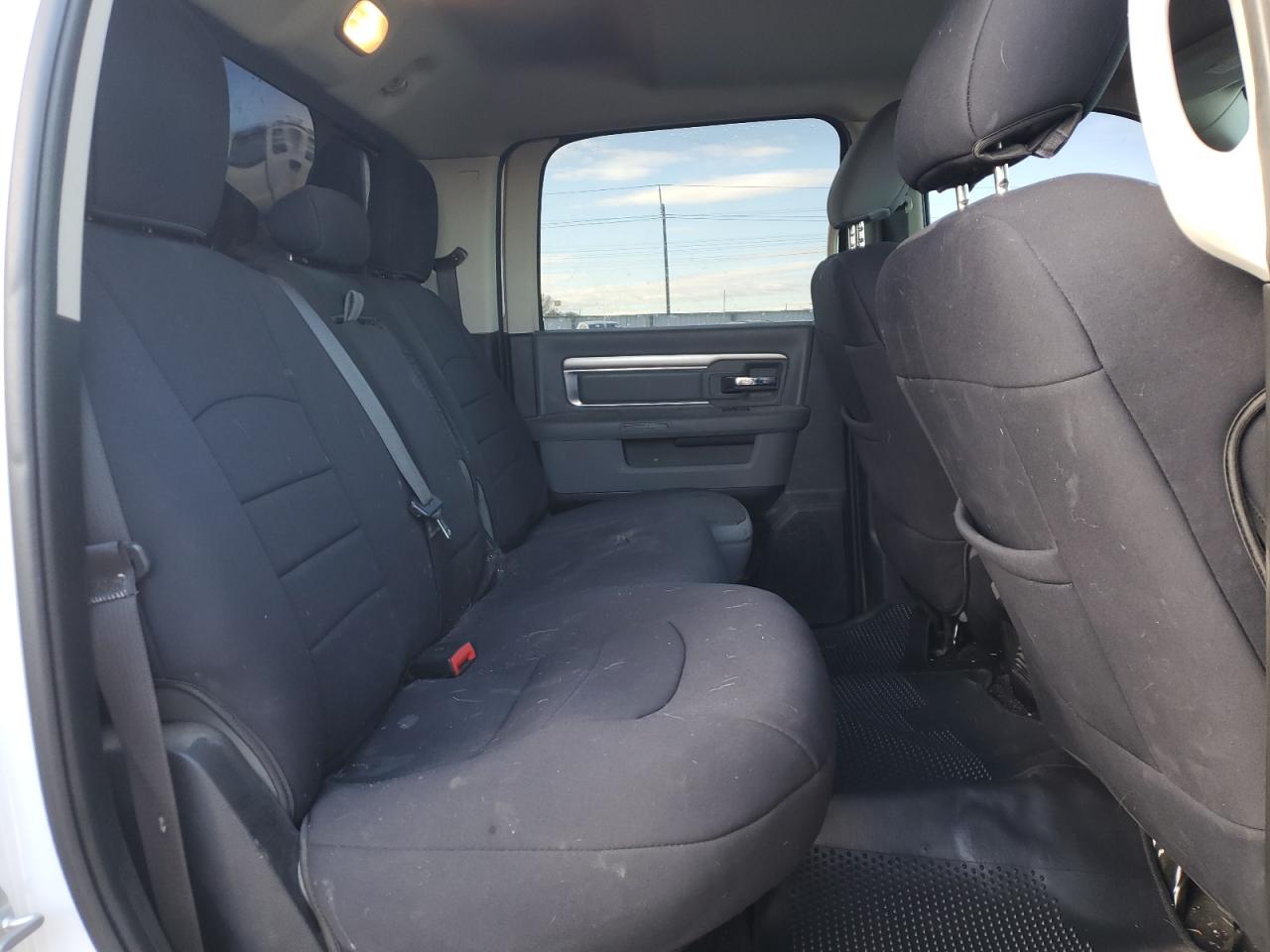 2017 RAM 1500 - Image 10