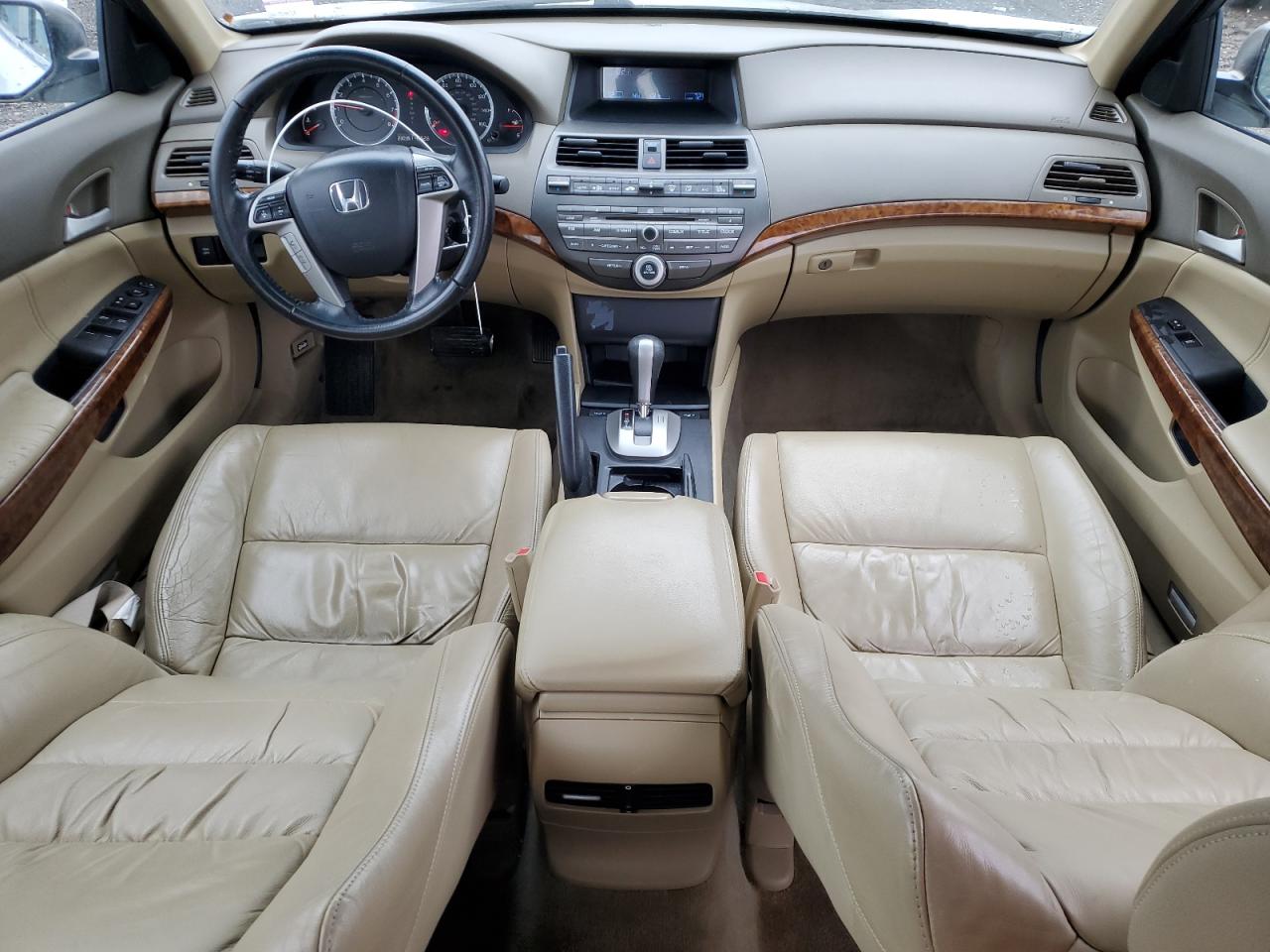 2010 Honda Accord - Image 8