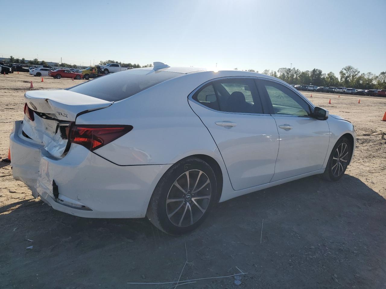 2016 Acura TLX - Image 3