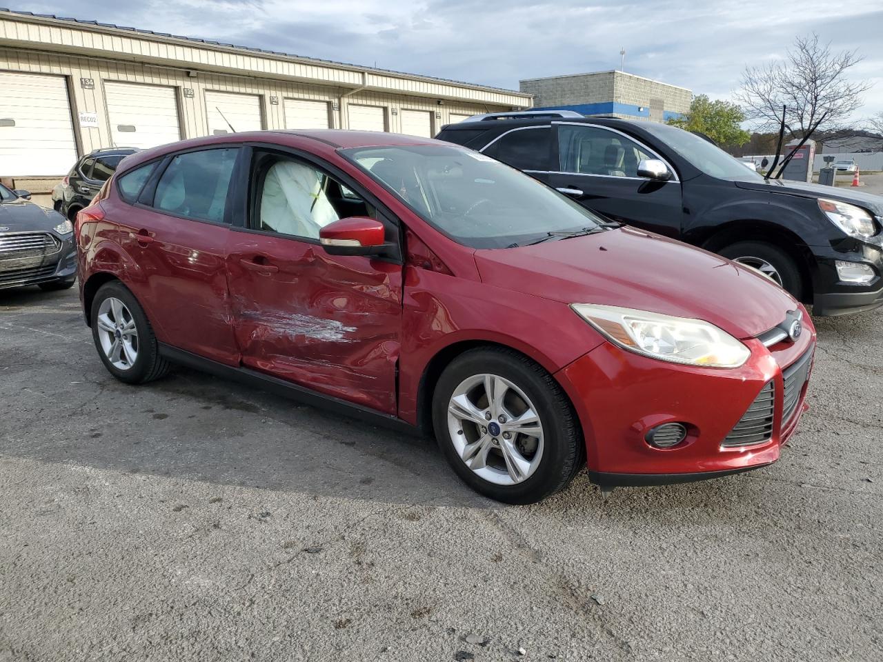 VIN 1FADP3K21EL245527 2014 FORD FOCUS no.4