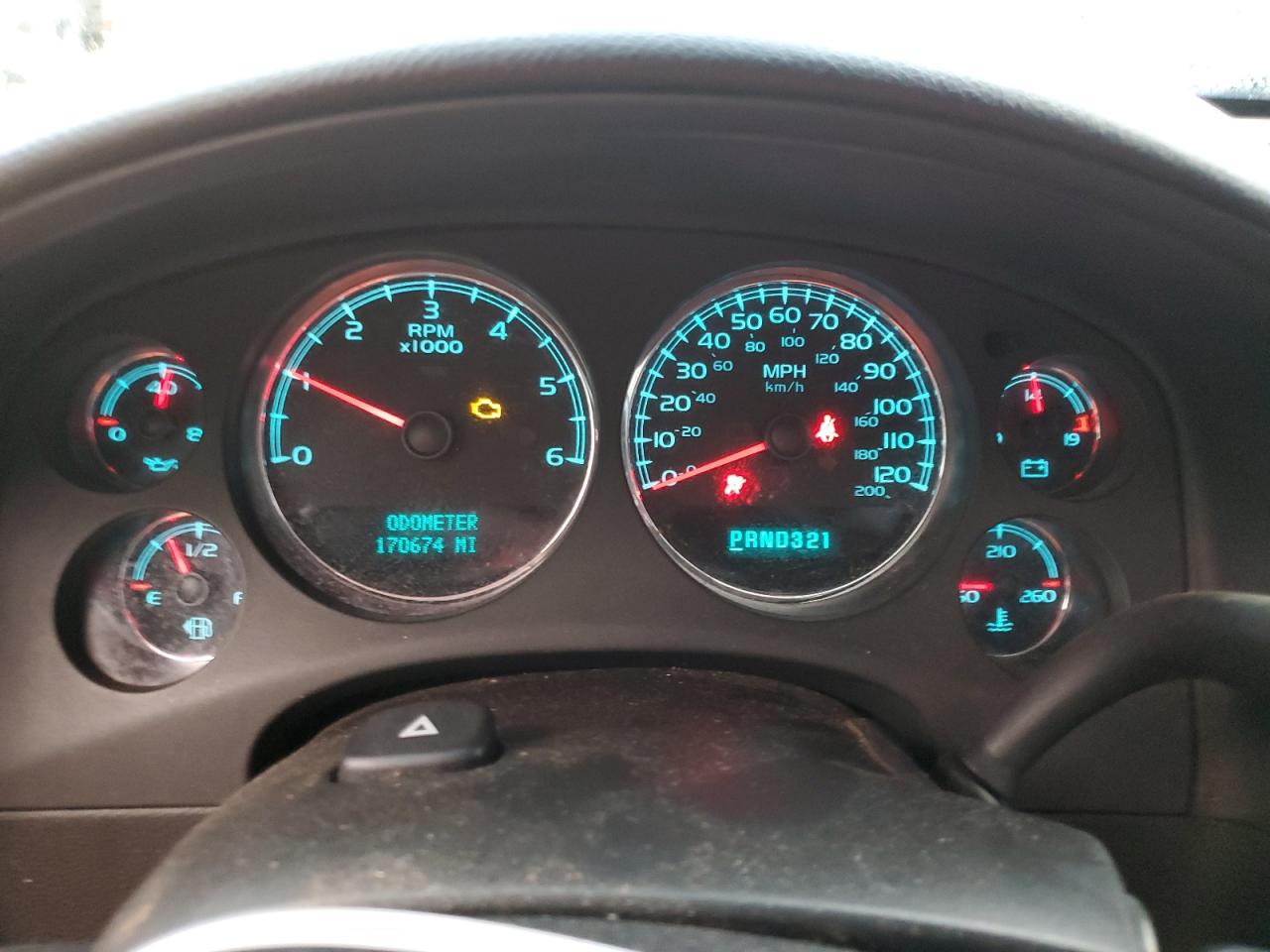 2007 Chevrolet Silverado - Image 9