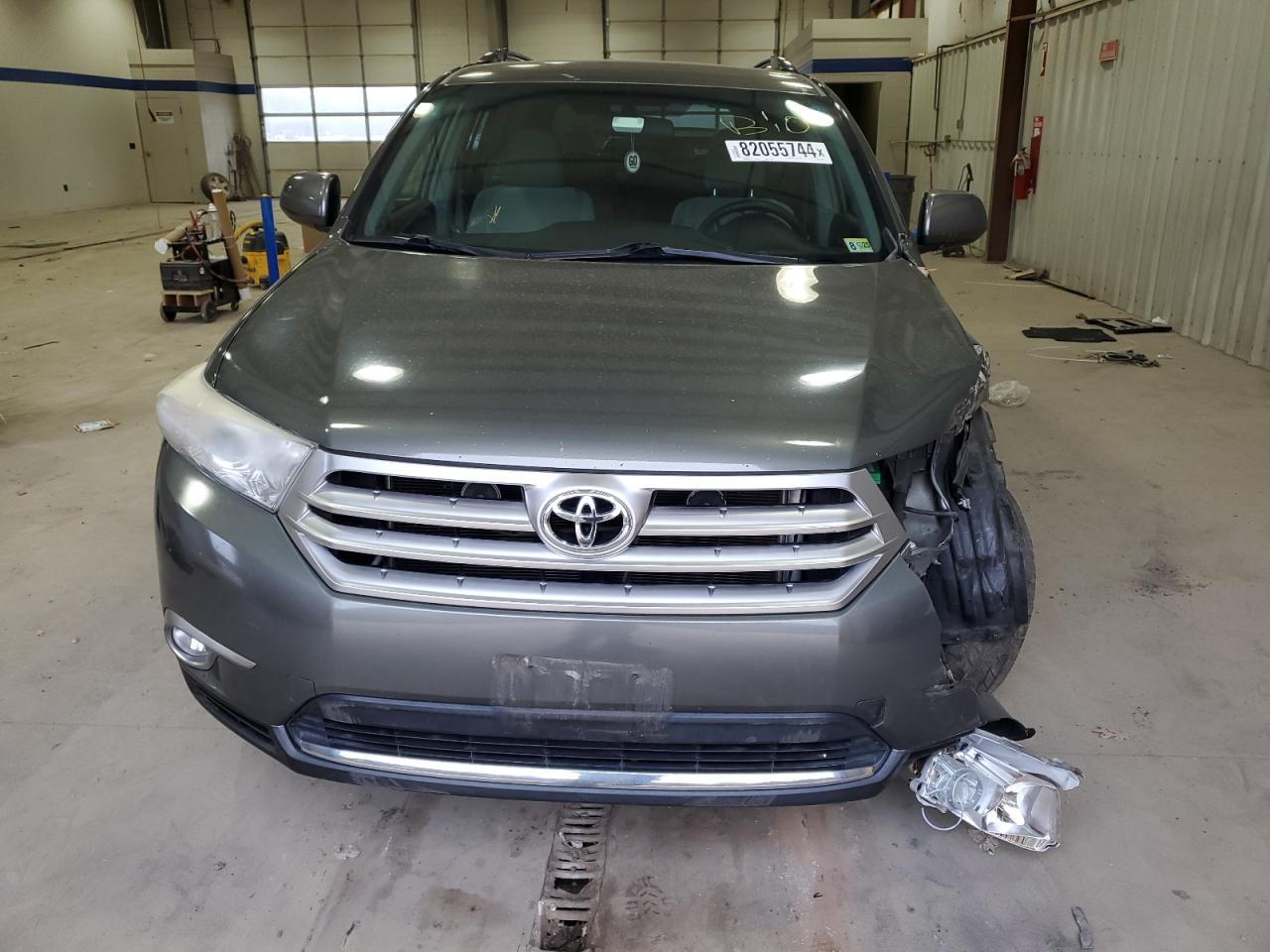 2012 Toyota Highlander - Image 5
