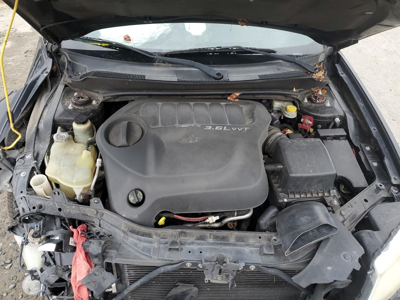 2012 Dodge Avenger - Image 11