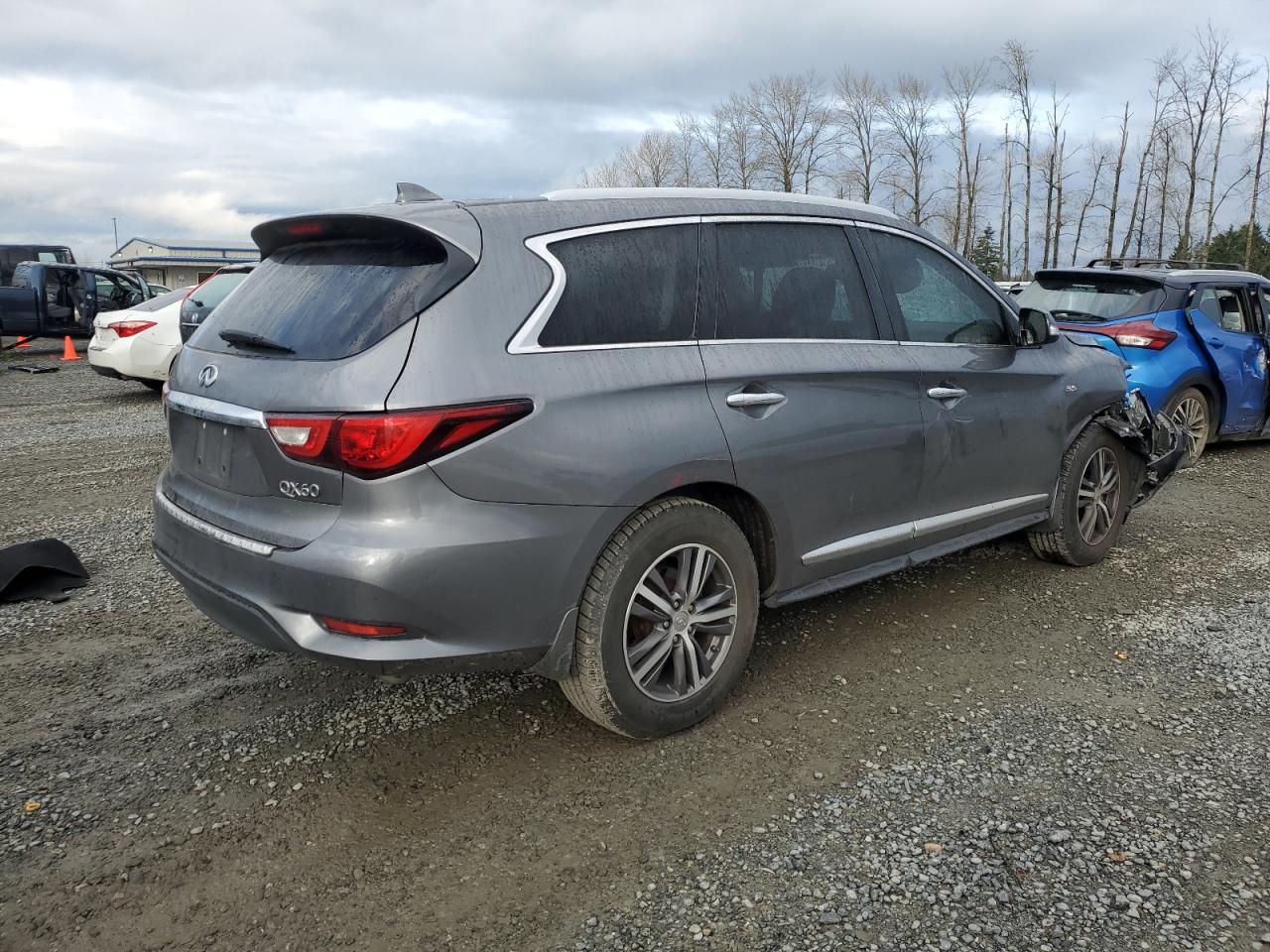 2016 Infiniti QX60 - Image 3