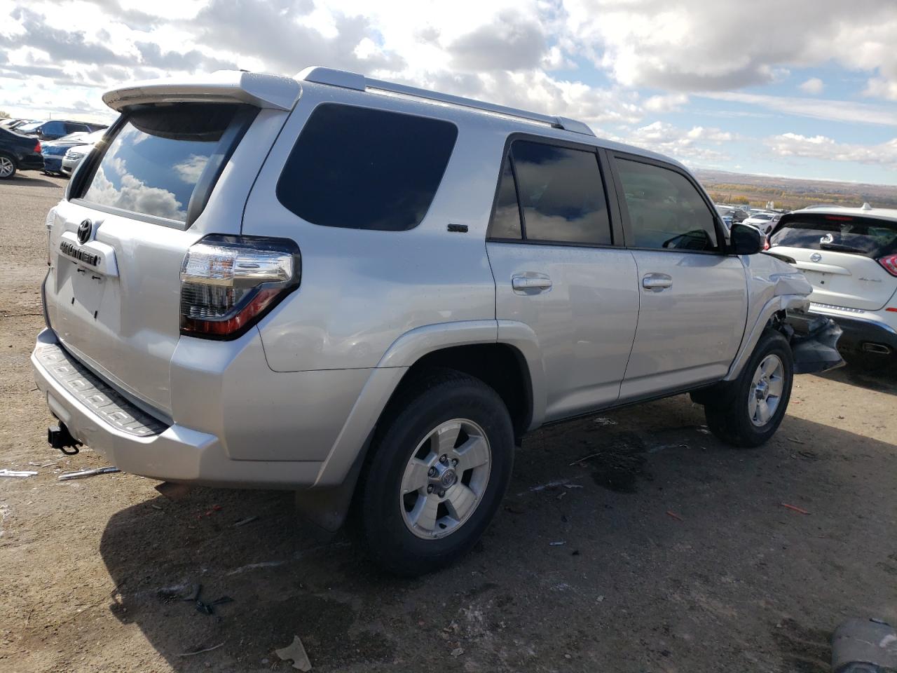 VIN JTEZU5JR6G5127723 2016 TOYOTA 4RUNNER no.3