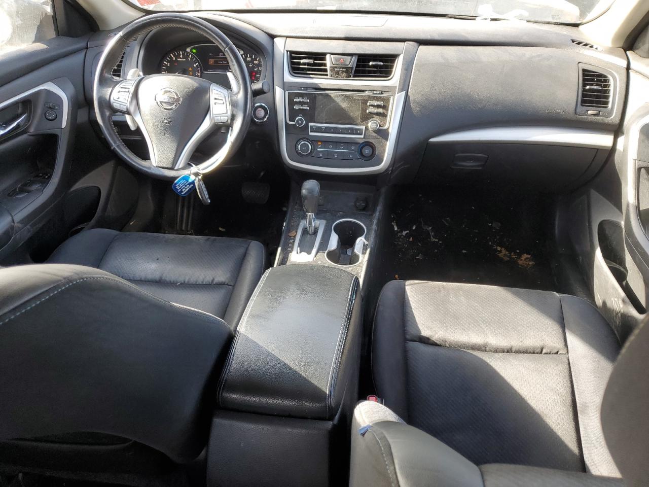 2017 Nissan Altima - Image 8