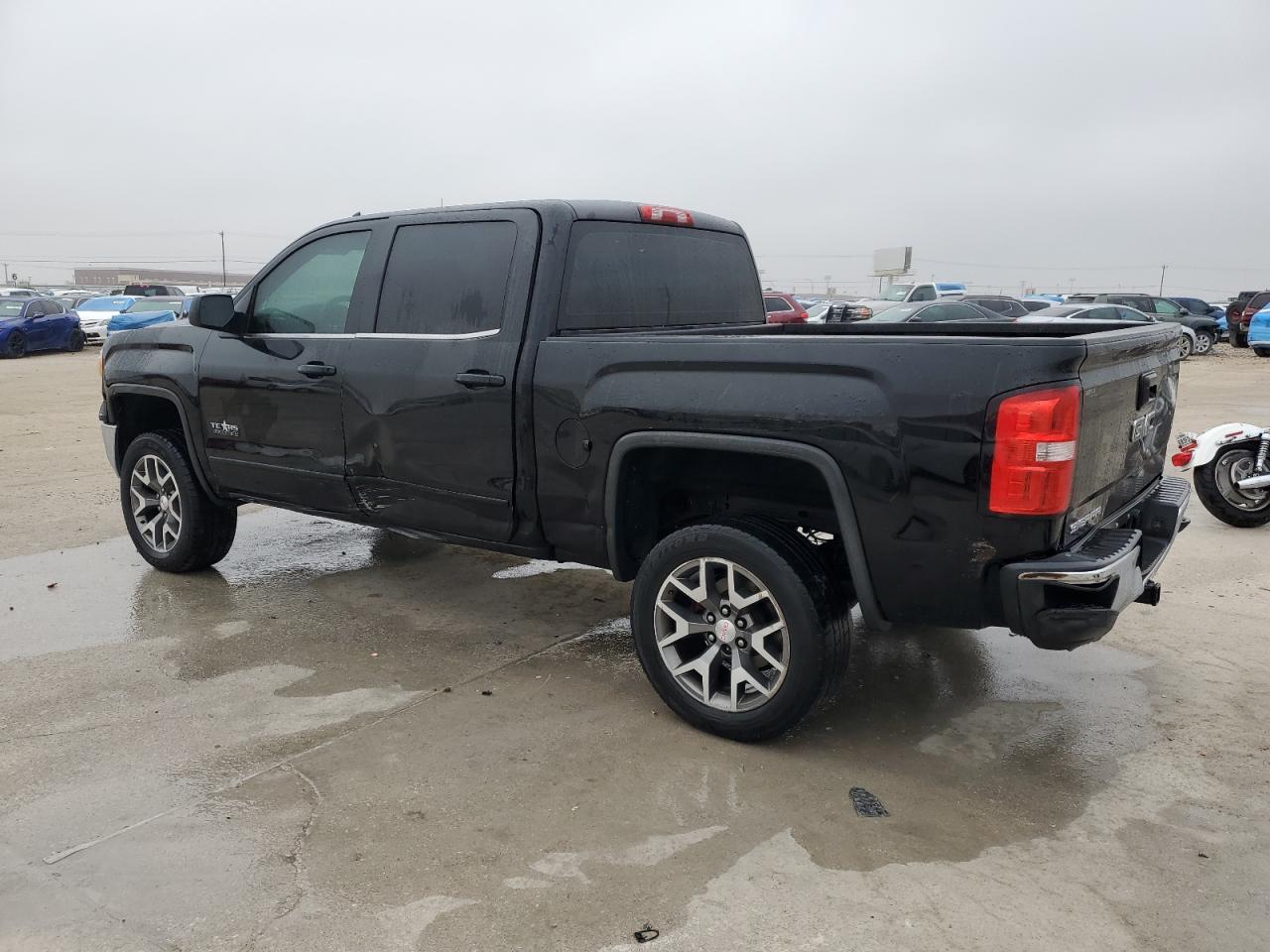 2014 GMC Sierra - Image 2