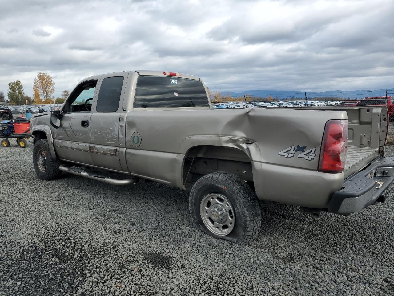2003 Chevrolet Silverado - Image 2