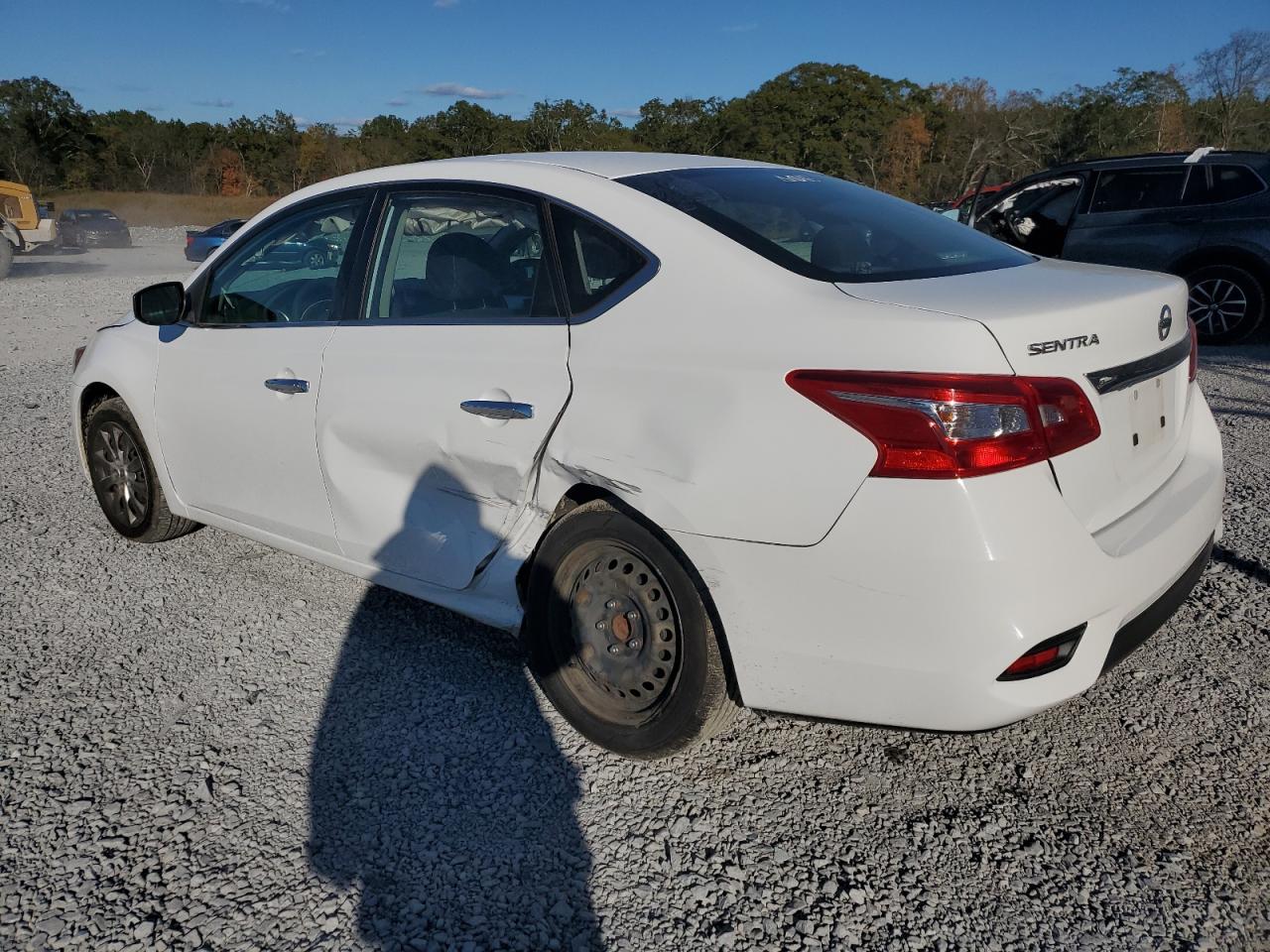 VIN 3N1AB7AP8JY336475 2018 NISSAN SENTRA no.2