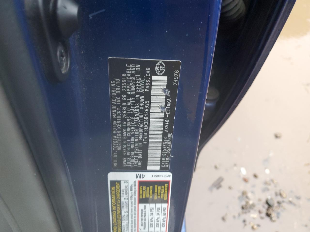 2011 Toyota Camry - Image 12