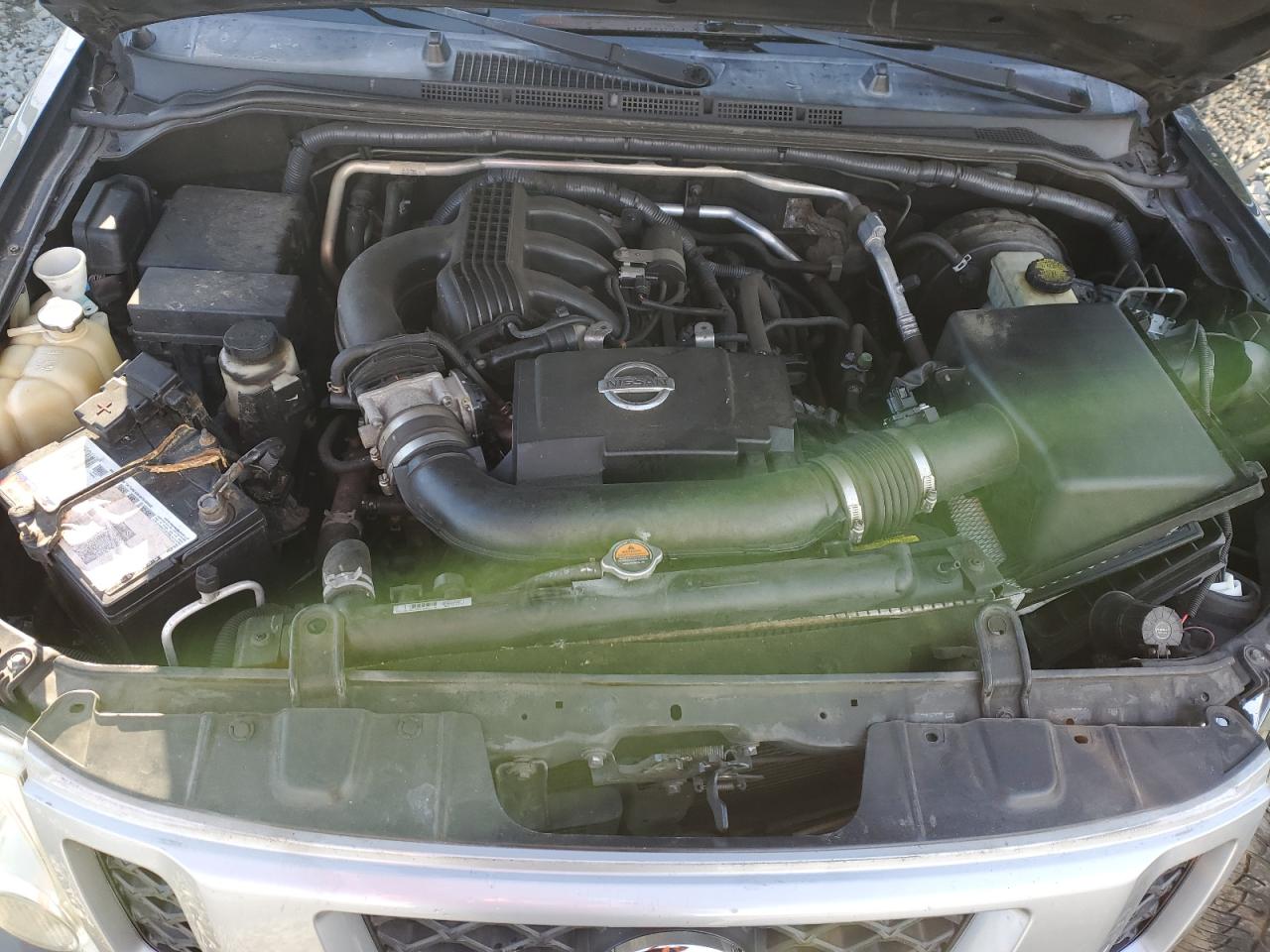 2015 Nissan XTerra - Image 13