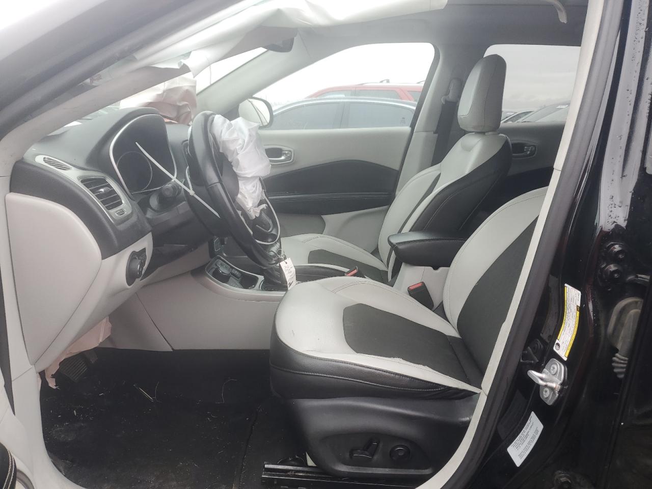 2018 Jeep Compass - Image 7