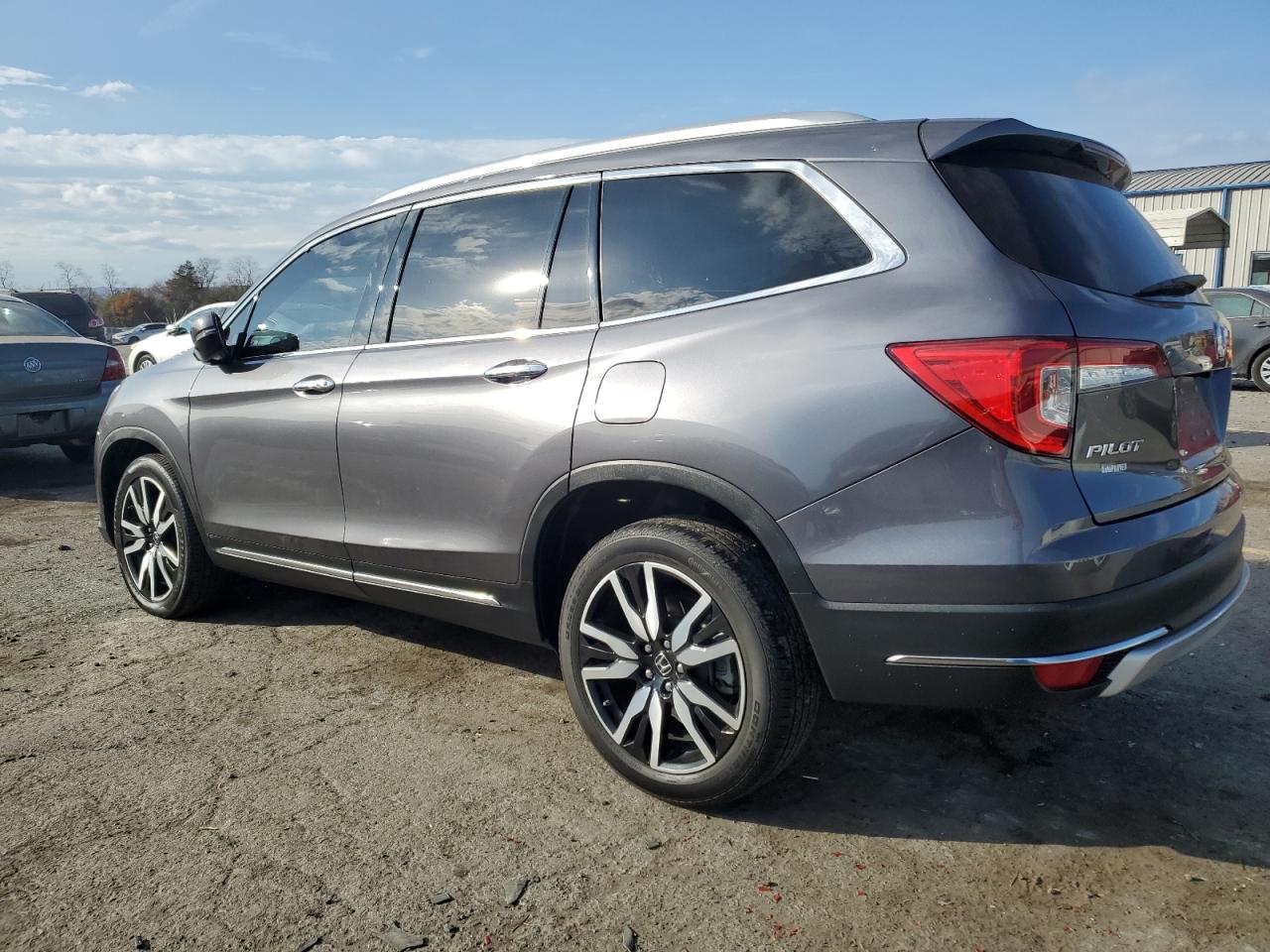 2020 Honda Pilot - Image 2