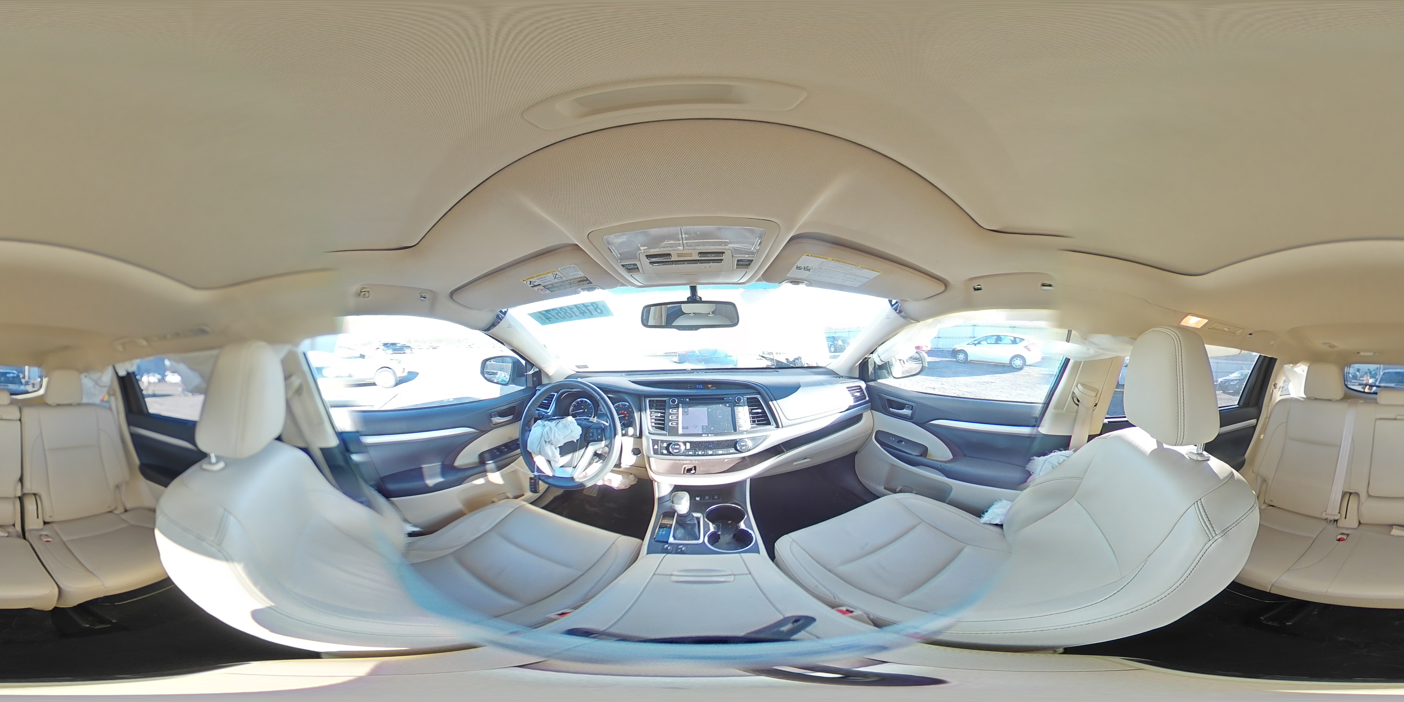 2015 Toyota Highlander - Image 14