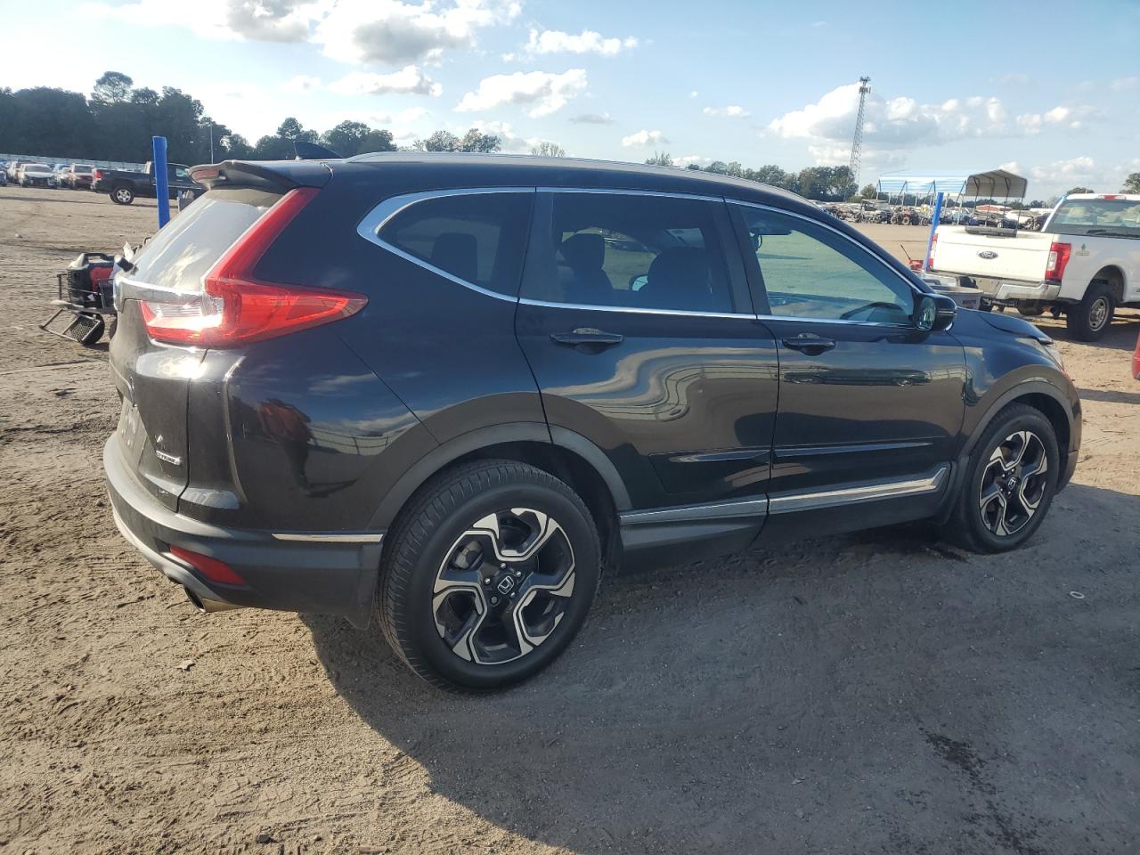 2017 Honda CR-V - Image 3