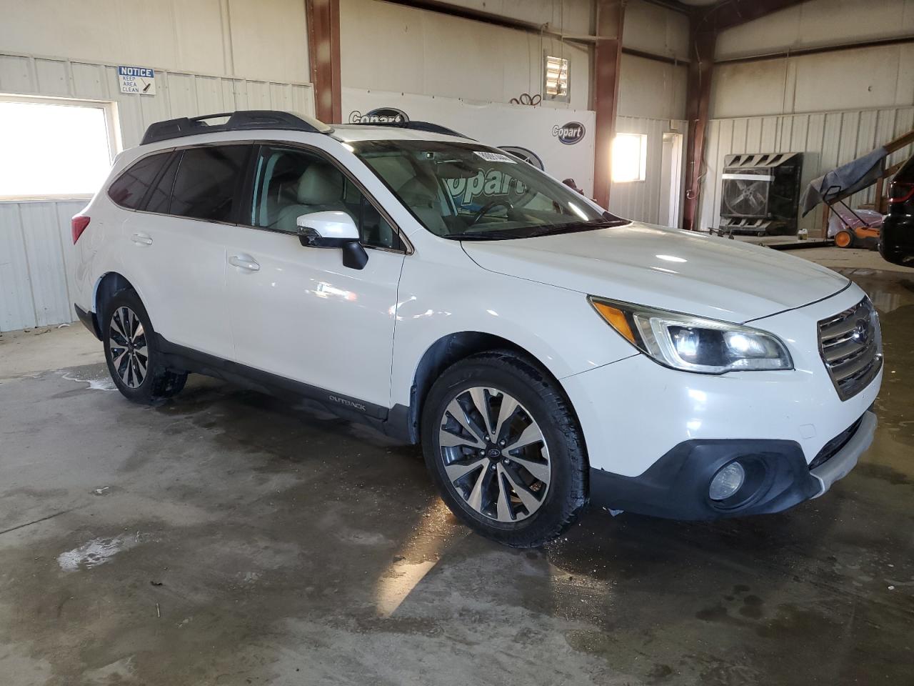 2015 Subaru Outback - Image 4