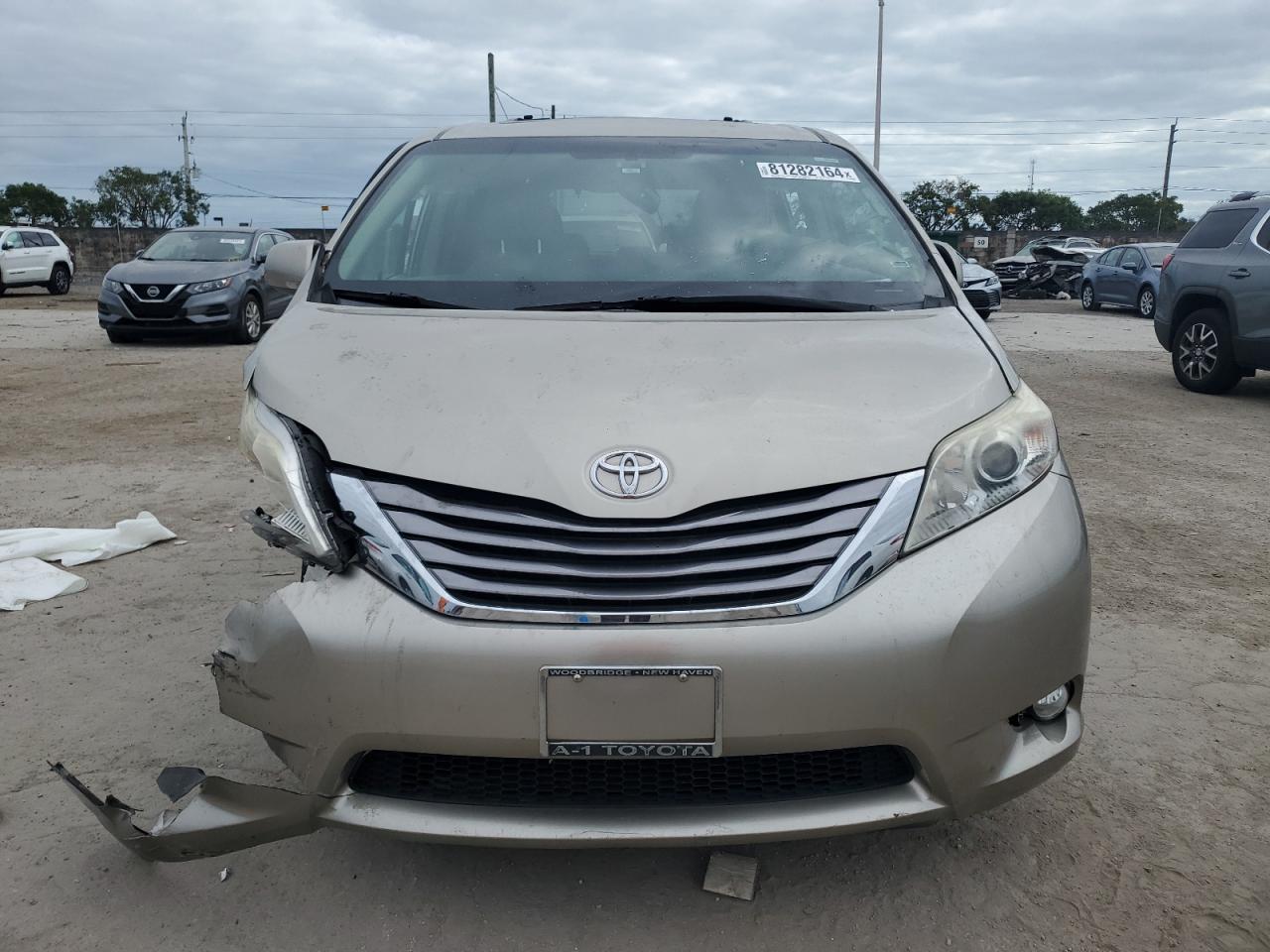 2016 Toyota Sienna Xle VIN: 5TDDK3DC0GS140445 Lot: 81282164