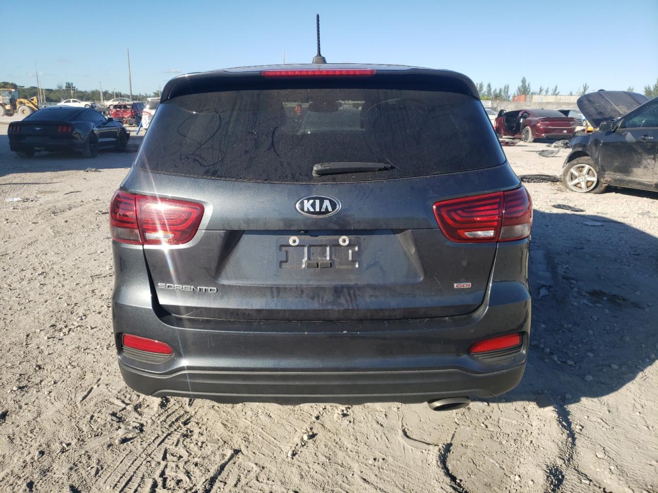 2020 Kia Sorento - Image 6
