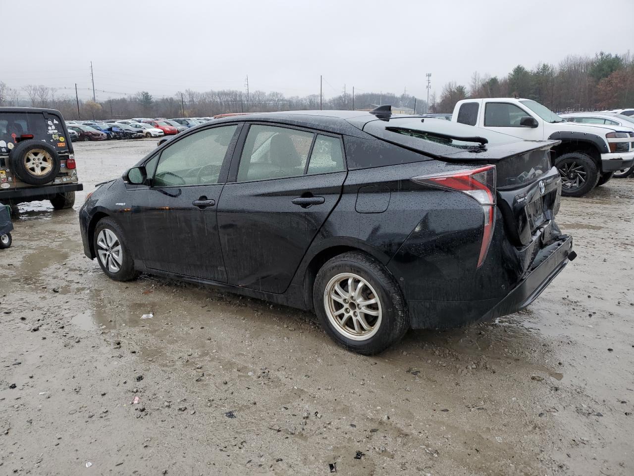 VIN JTDKARFU8J3063299 2018 TOYOTA PRIUS no.2