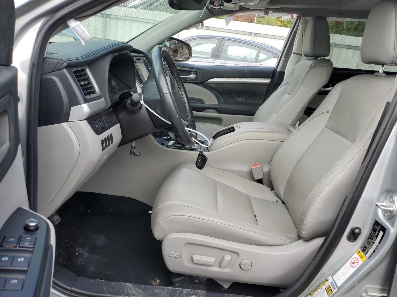 2018 Toyota Highlander - Image 7