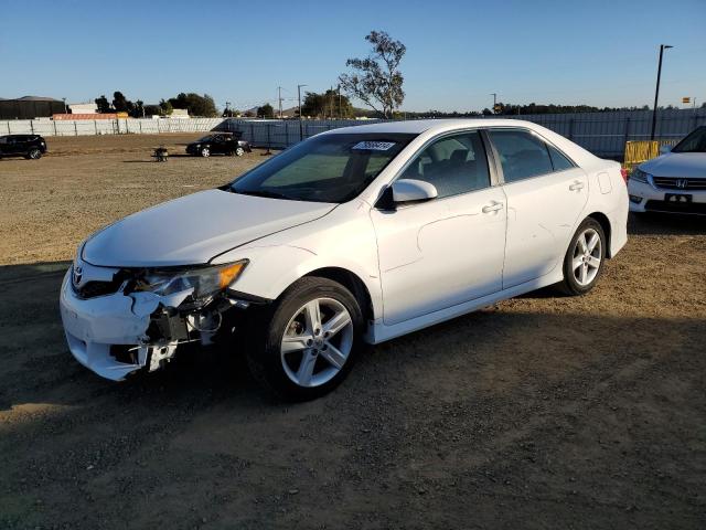  TOYOTA CAMRY 2014 Білий