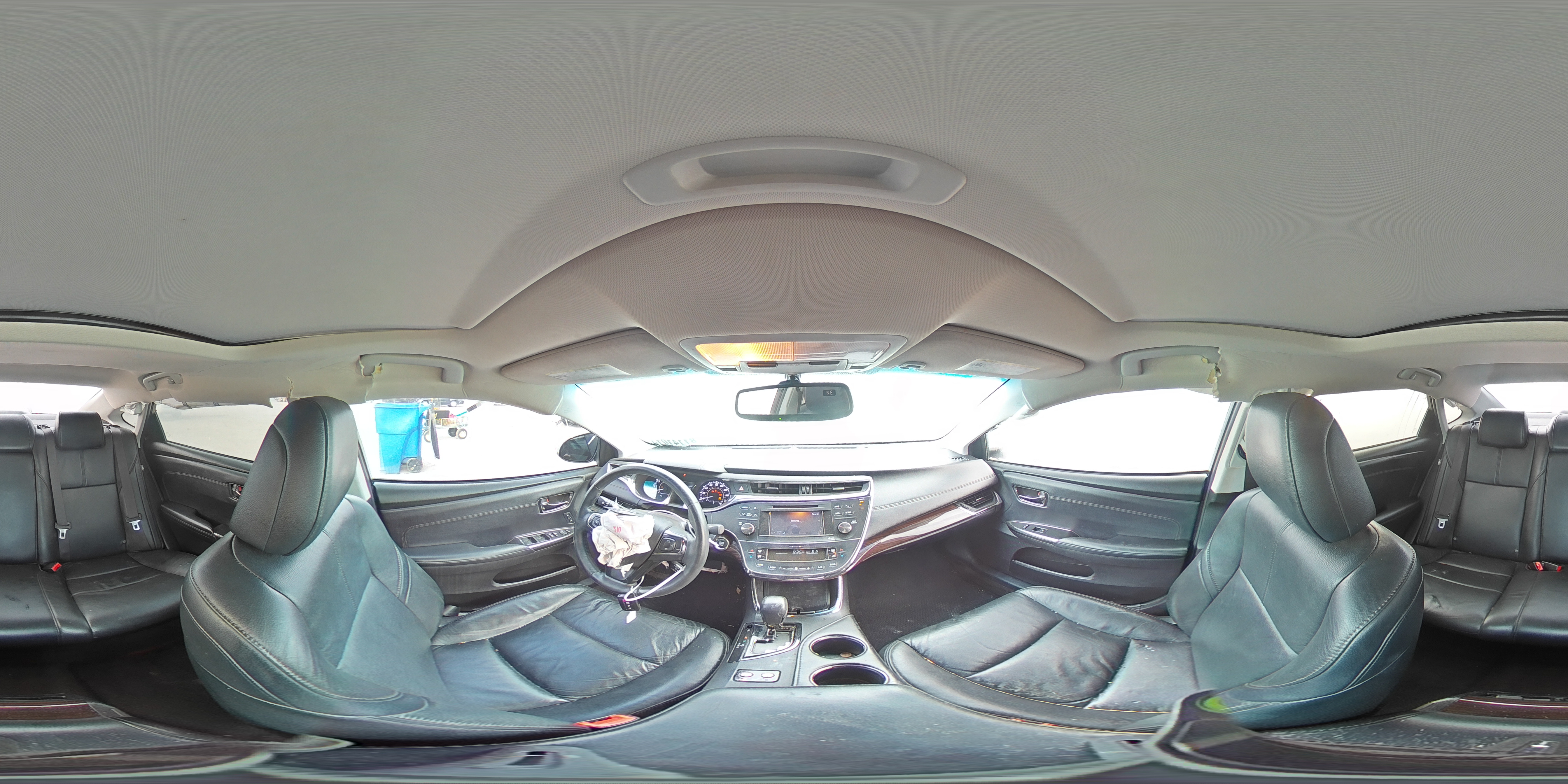 2014 Toyota Avalon - Image 13