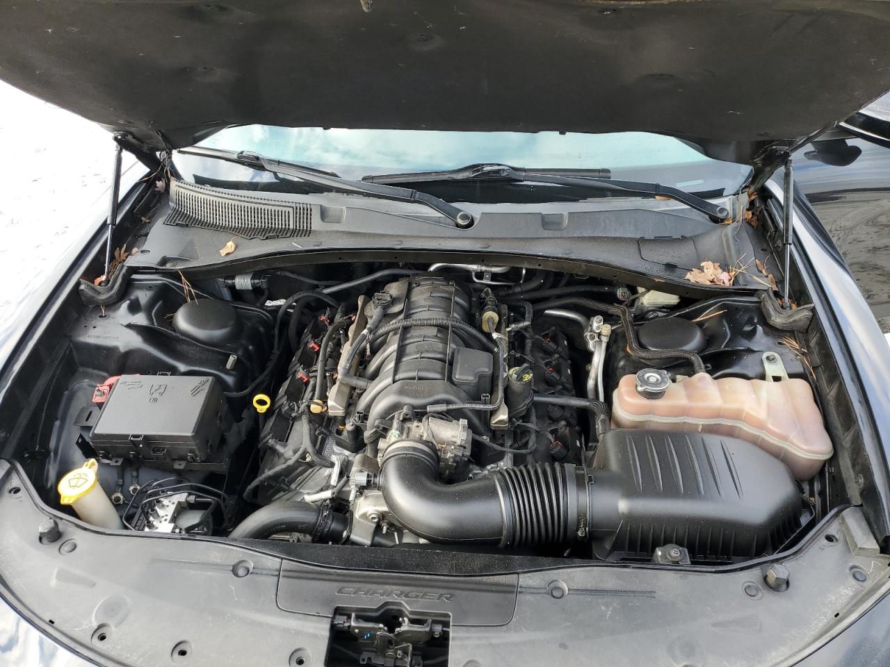 2016 Dodge Charger - Image 11