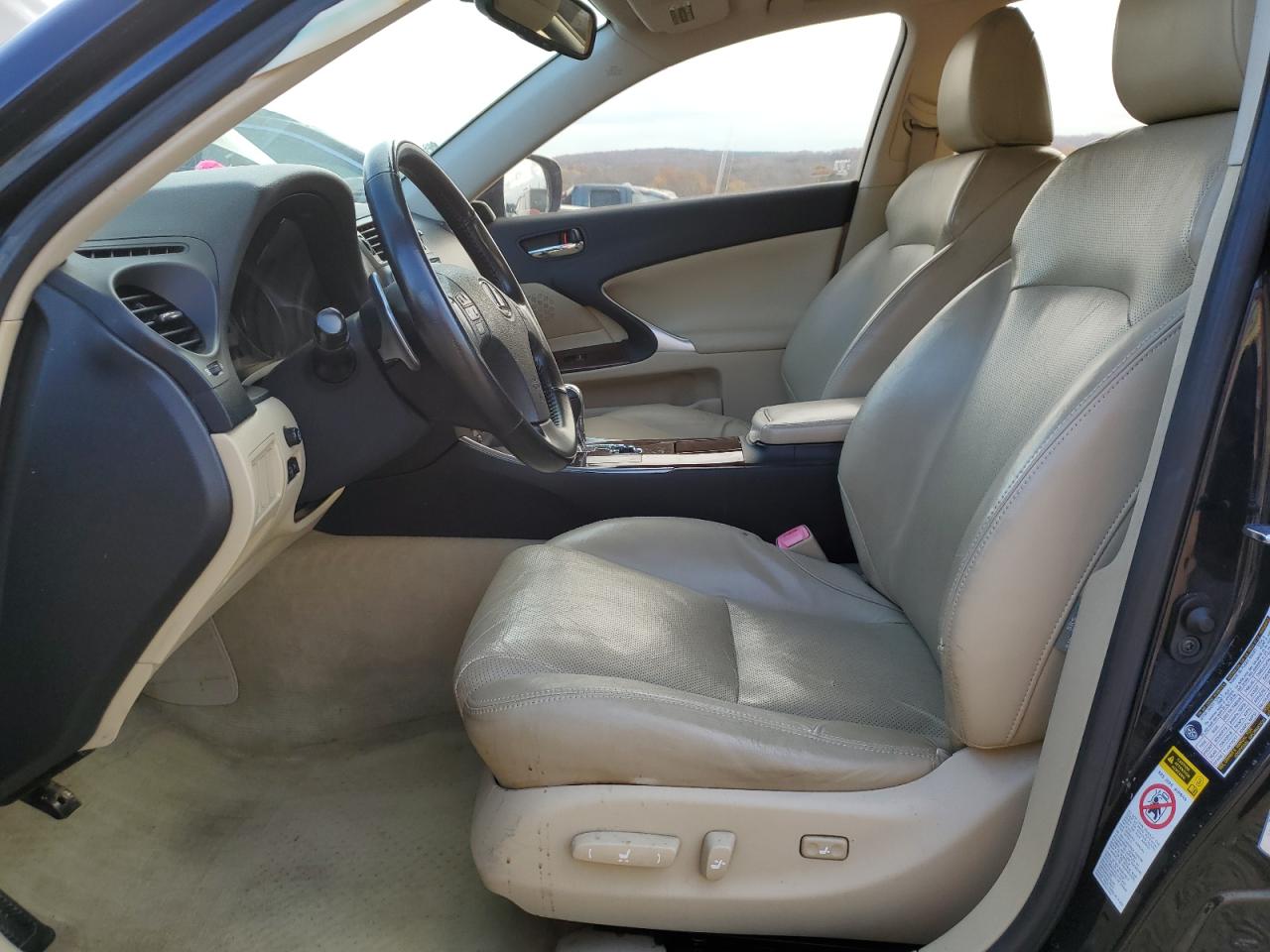 2007 Lexus IS - Image 7