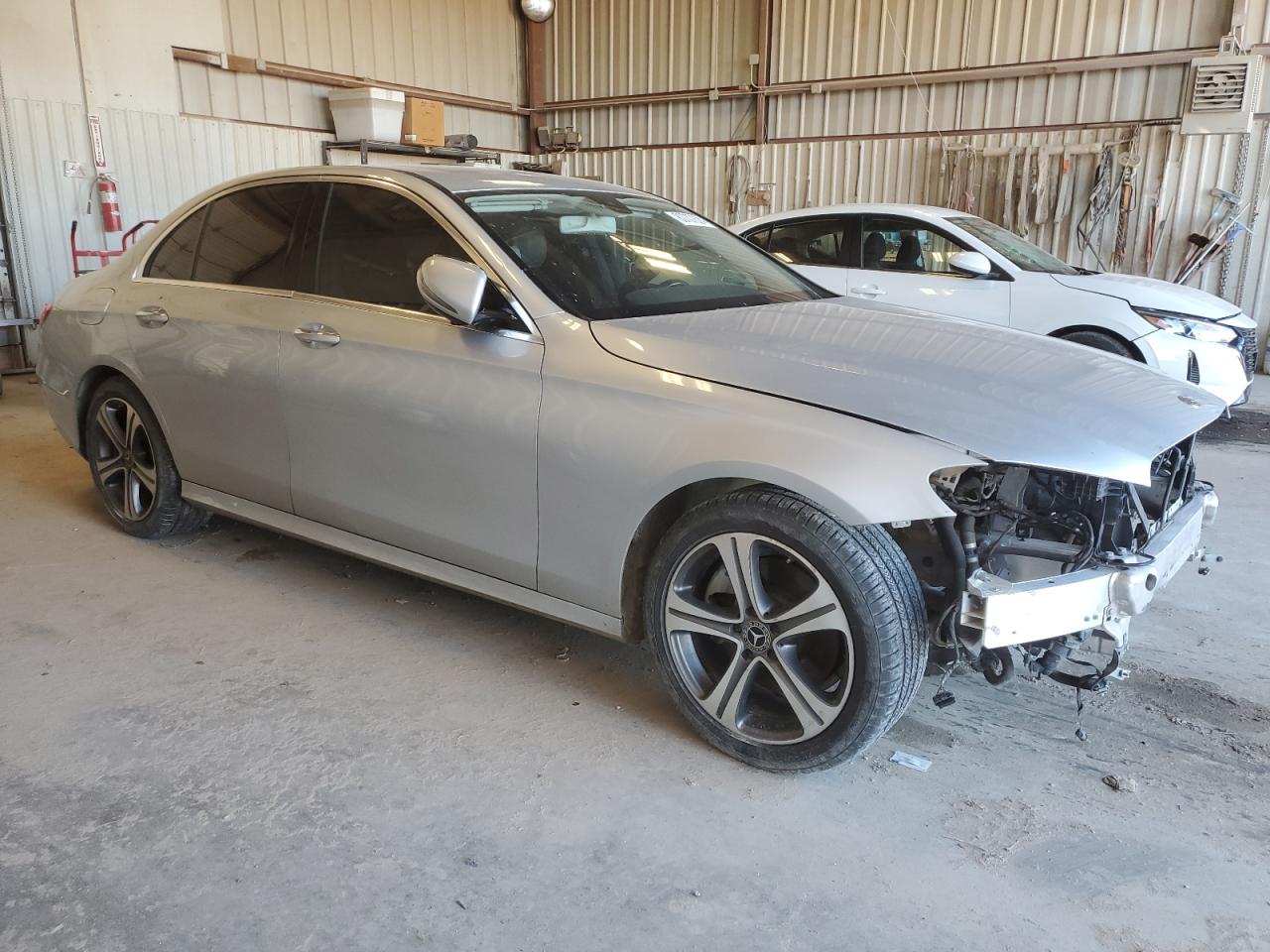 VIN WDDZF4JB6JA381898 2018 MERCEDES-BENZ E-CLASS no.4